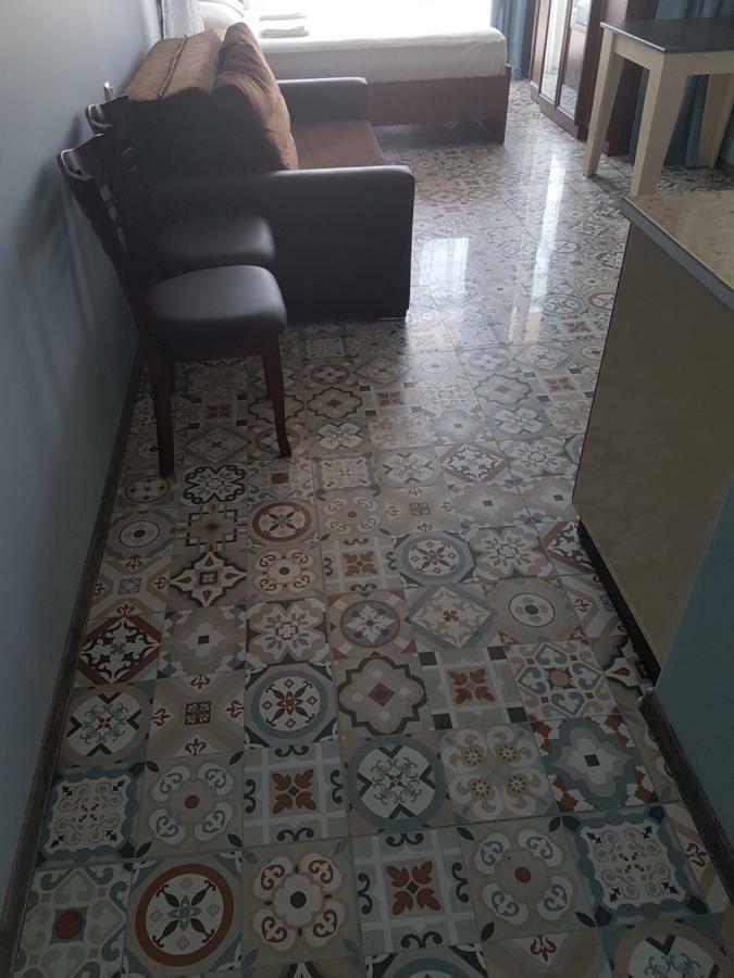 Apartment Lotos Batumi 72 Exterior foto